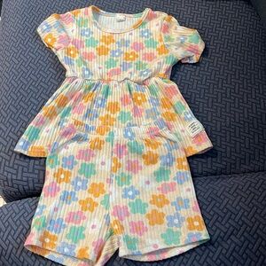 Kids 2 piece outfit